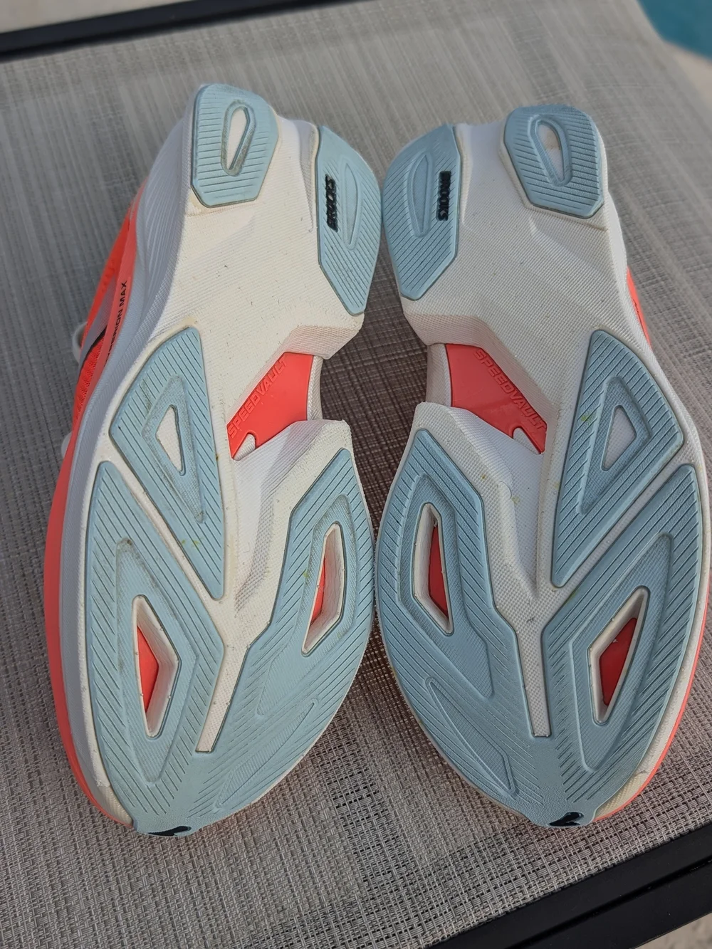 Brooks Hyperion Max 3 Women's Size 9.5 Fiery Coral Running Shoes 1204551B659 - Picture 11 of 12